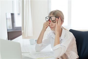 Jak dbać o wzrok pracując przy komputerze?